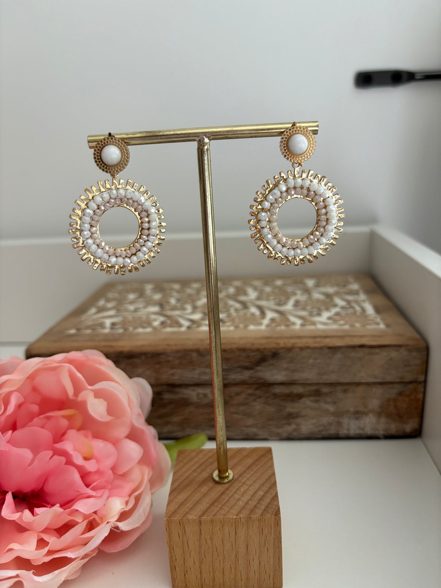 Boucles d’oreilles rondes à perles