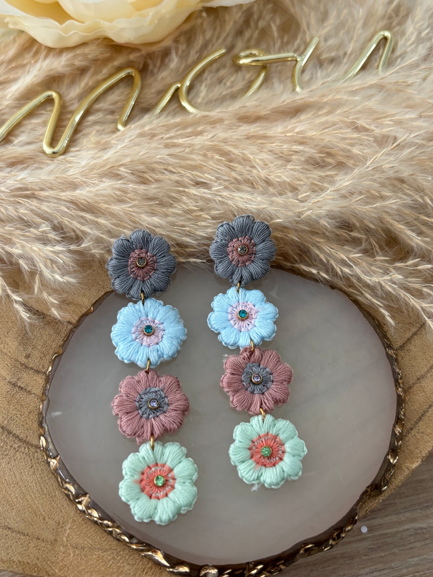 Boucles d’oreilles fleurs pendantes