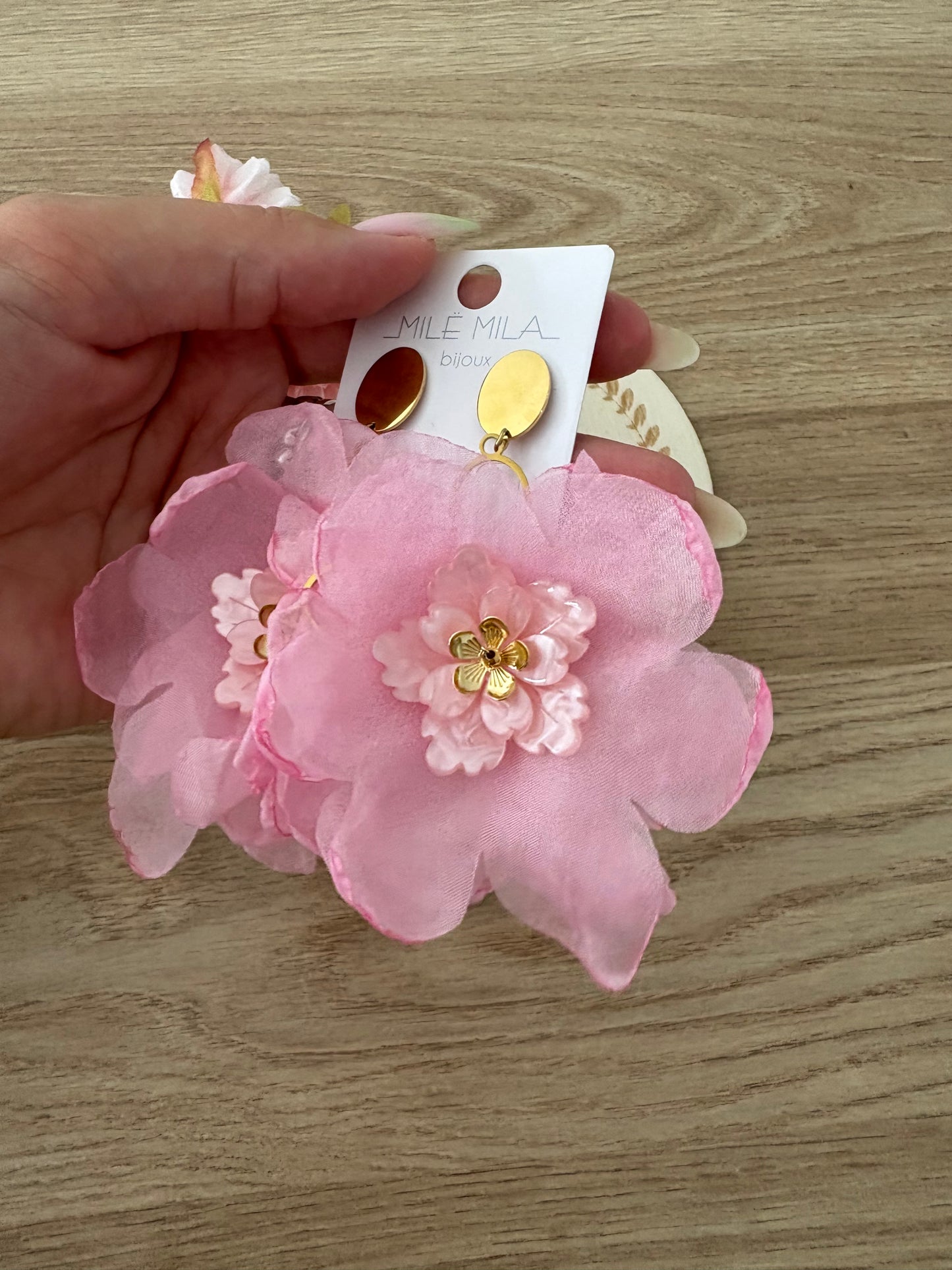 Boucles d’oreilles grosses fleurs tissu