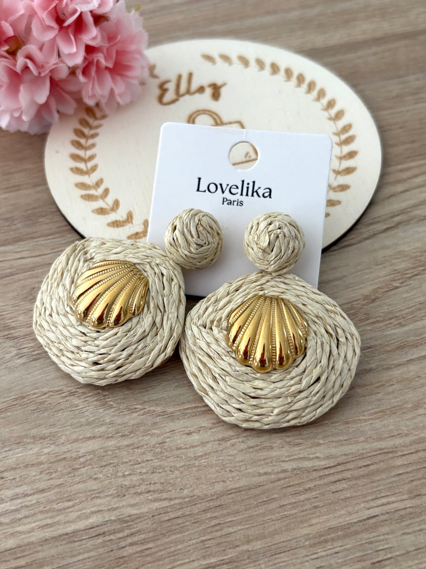 Boucles d’oreilles raphia et coquillages