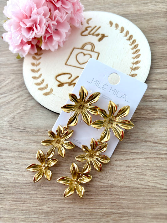 Boucles d’oreilles  triples fleurs dorées
